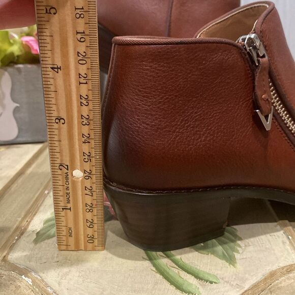 Vionic Jolene Leather Booties Side Zip Burnished Toe Brown Sz 6 Wide - Picture 12 of 15